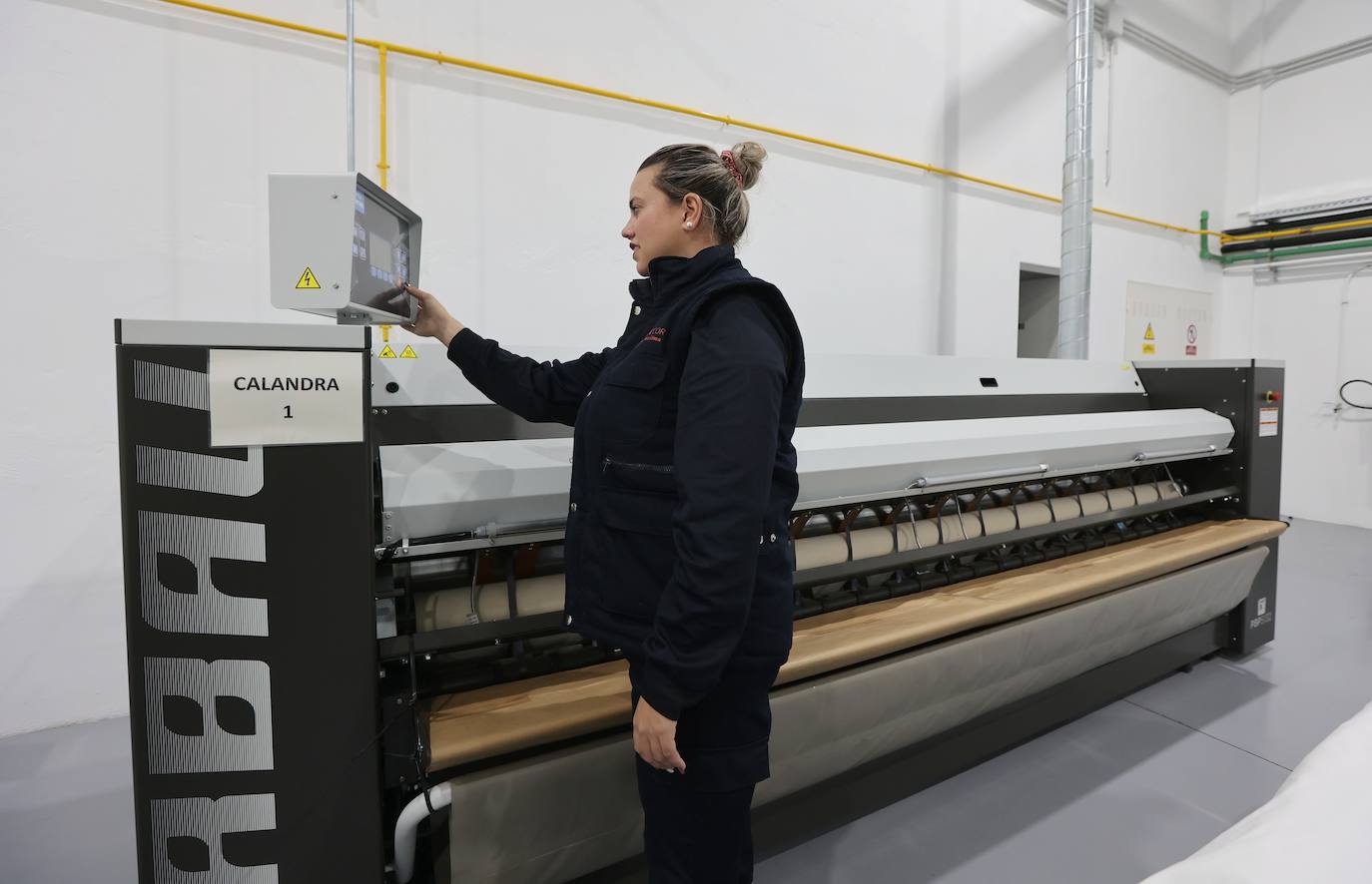 La nueva lavandería de Cáritas Córdoba, en imágenes