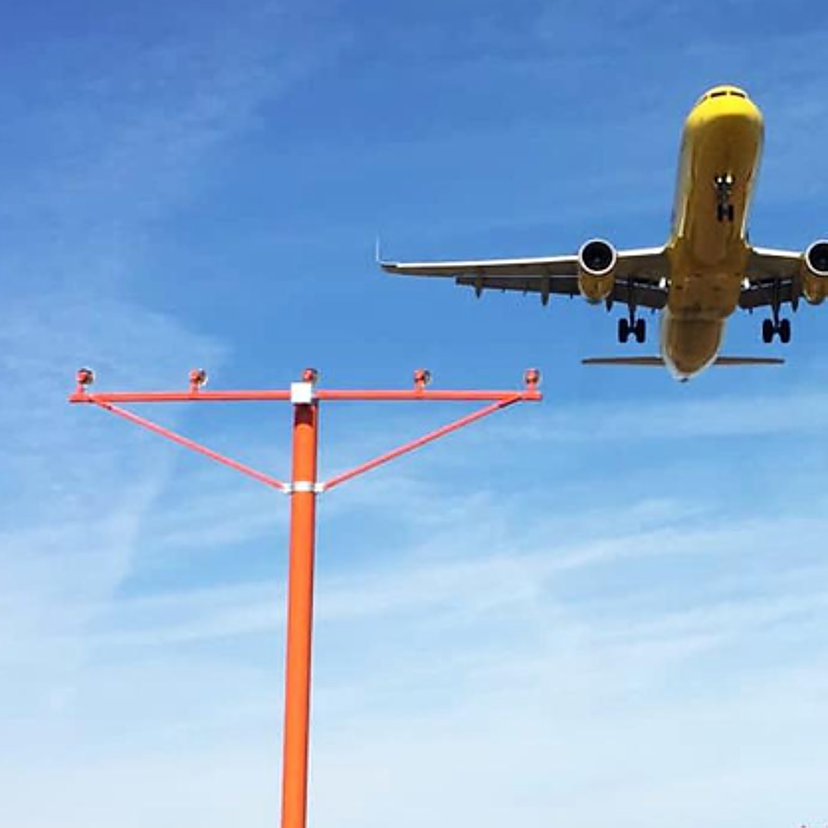 Canarias apela a mecanismos de control para «los precios insoportables» de los vuelos