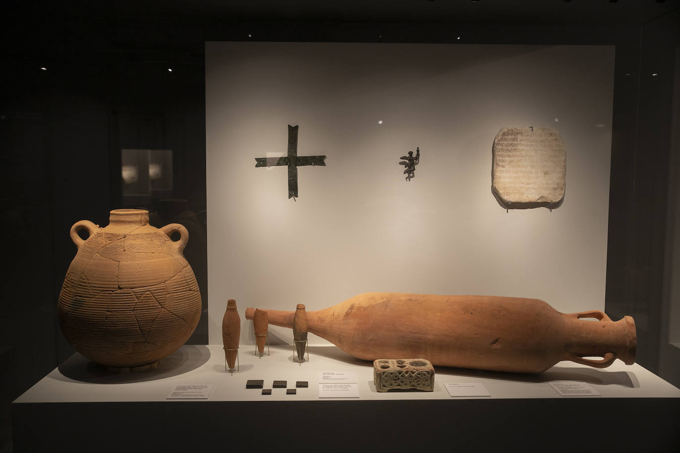 Las mejores imágenes de la impactante exposición &#039;Cambio de era&#039; en Córdoba