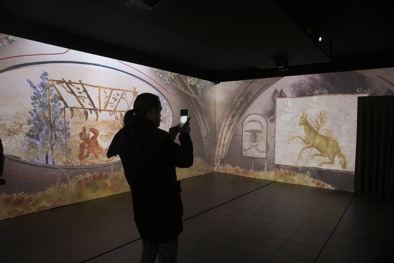 Las mejores imágenes de la impactante exposición &#039;Cambio de era&#039; en Córdoba