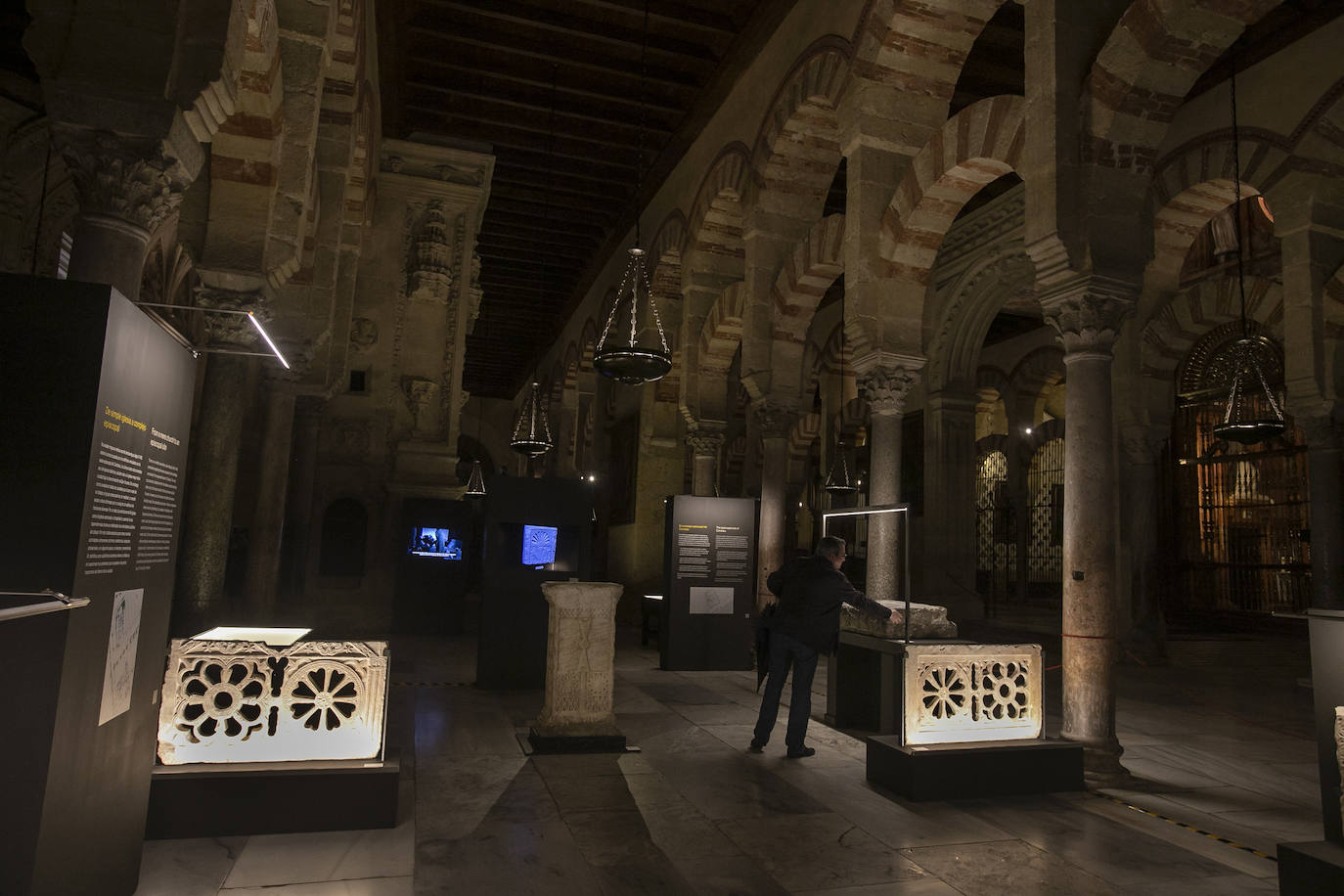 Exposición &#039;Cambio de era&#039; en Córdoba | La exposición en la Mezquita-Catedral, en imágenes