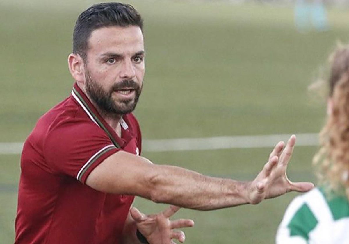 El nuevo entrenador del Córdoba CF Femenino, Alfonso Mesa