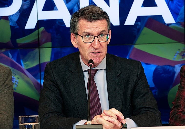 Feijóo traza una disyuntiva ante la Junta Directiva del PP: «Es este Gobierno o España»