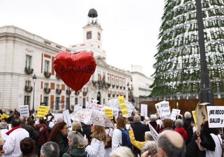 Nueva reunión con los médicos de Atención Primaria de Madrid, cuando se cumple un mes de su huelga