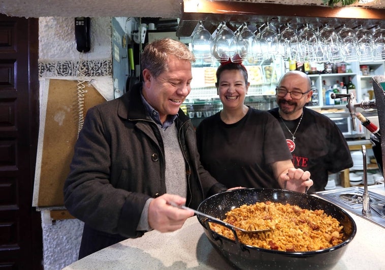 Toledo recupera la tradición de las migas navideñas en sus barrios