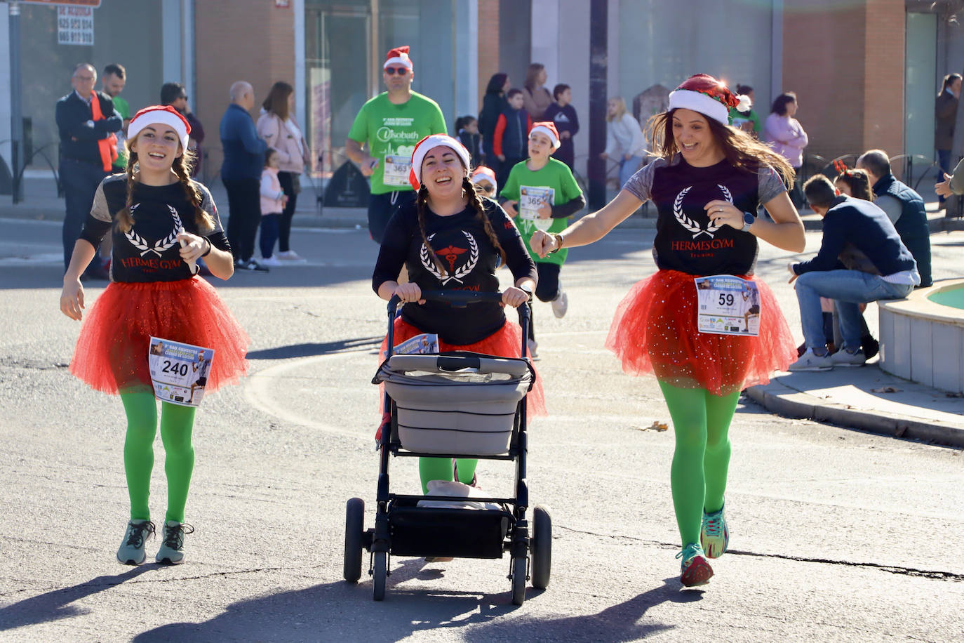 El ambientazo en la San Silvestre de Lucena, en imágenes