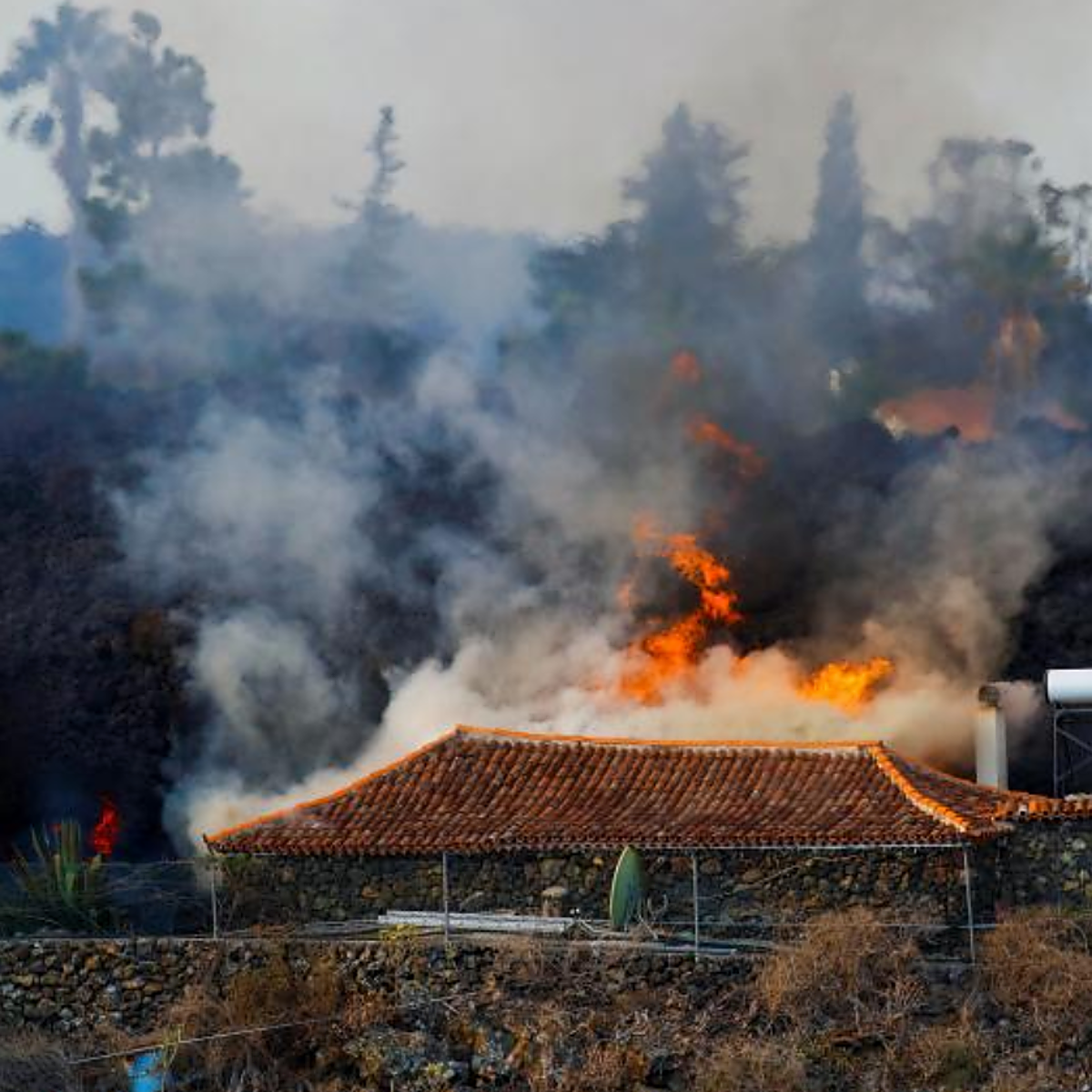 La reconstrucción de La Palma devastada recibe «poquitísimo» dinero de Europa