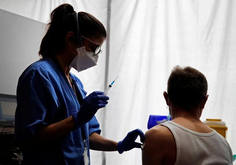 Cataluña pide exigir tests a todos los viajeros  de China y no la pauta de vacunación completa
