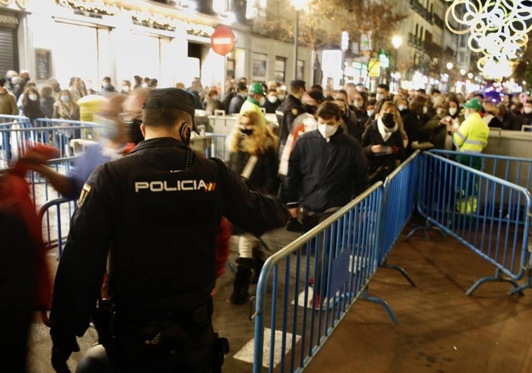 Dispositivo de seguridad para las campanadas en la Puerta del Sol: inspecciones, filtros de acceso y 600 agentes vigilando