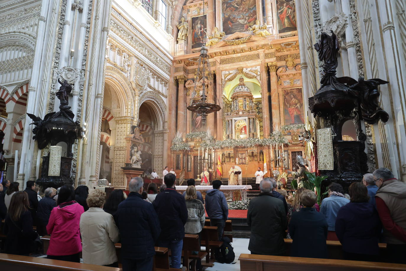 En imágenes, la misa de la solemnidad de Santa María en la Catedral de Córdoba