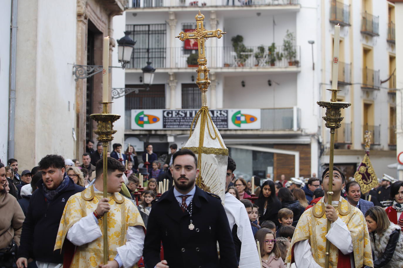 La procesión del Niño Jesús de la Compañía de Córdoba, en imágenes