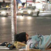 Cáritas denuncia la muerte de seis personas sin hogar en La Palma