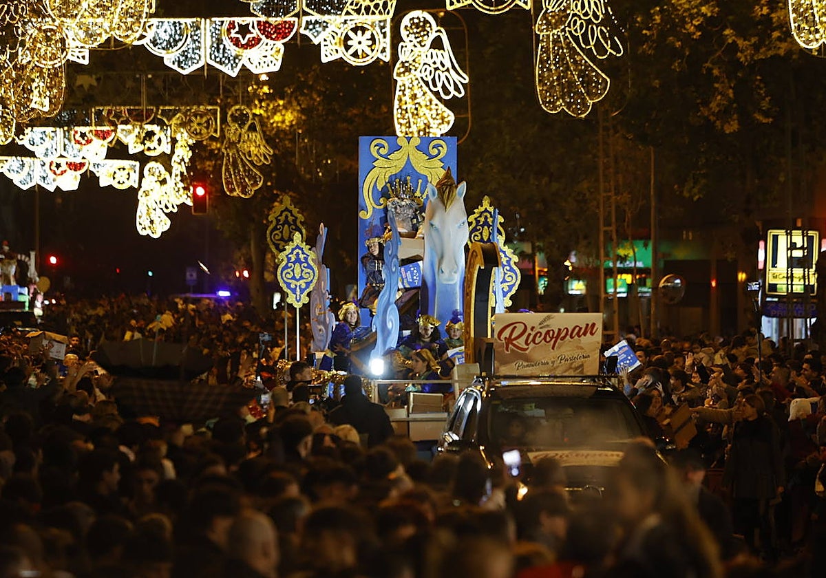 Carroza del Rey Melchor en Ronda de los Tejares