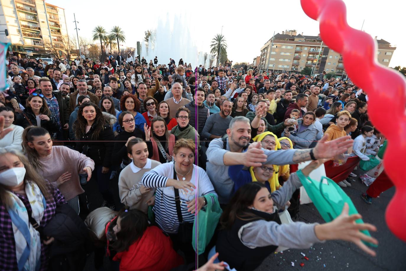 El arranque de la Cabalgata de Reyes de Córdoba 2023, en imágenes