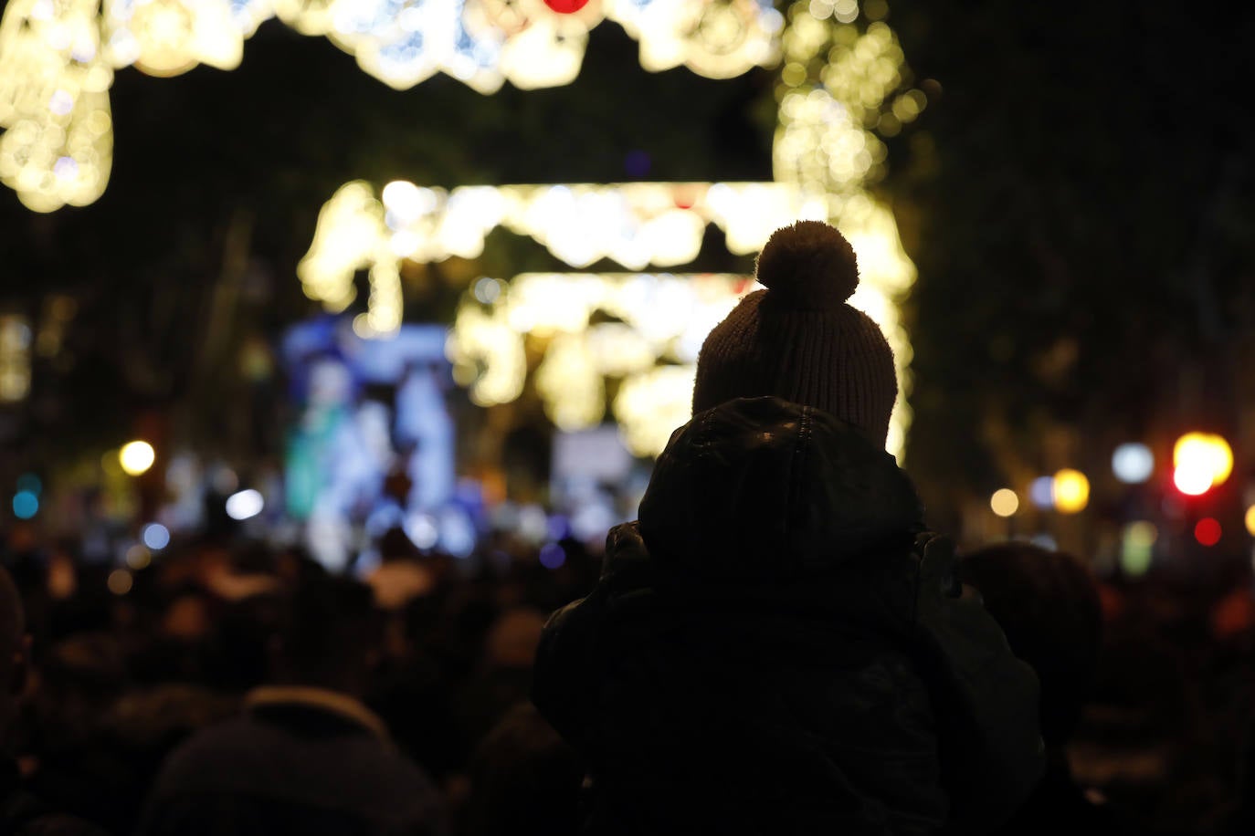 El multitudinario final de la Cabalgata de los Reyes Magos de Córdoba, en imágenes