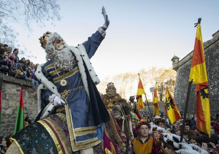 Las mejores imágenes de la cabalgata de los Reyes Magos en toda España