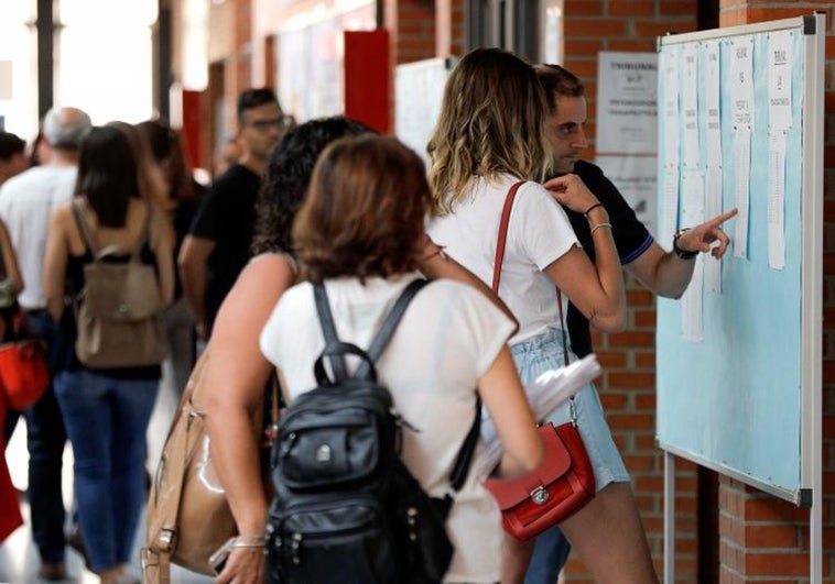 Oposiciones de Sanidad en la Comunidad Valenciana: 11.800 plazas a examen durante este mes de enero