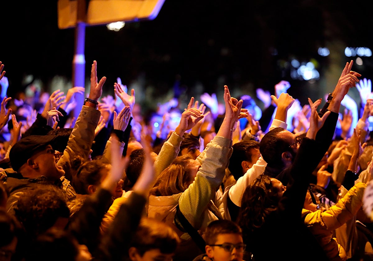 Ciudadanos viendo la Cabalgata