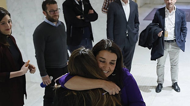 Imagen de Ruth Merino tras anunciar su dimisión este jueves en las Cortes Valencianas