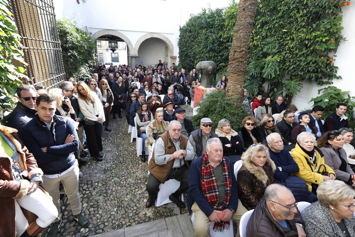 Manuel Román llena &#039;hasta la bandera&#039; el Museo Taurino para su debú con picadores