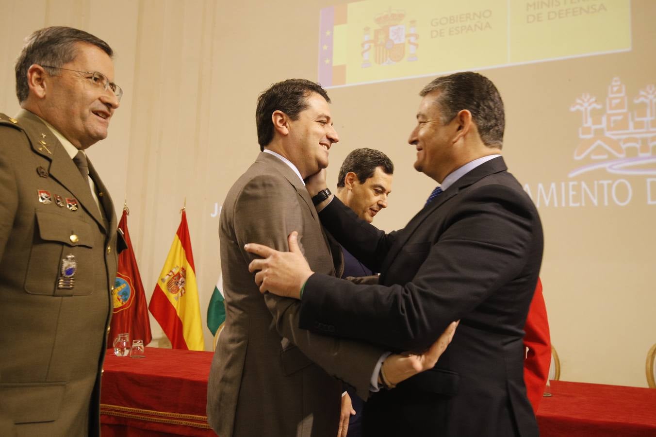 La firma de los convenios de la Base Logística de Córdoba, en imágenes