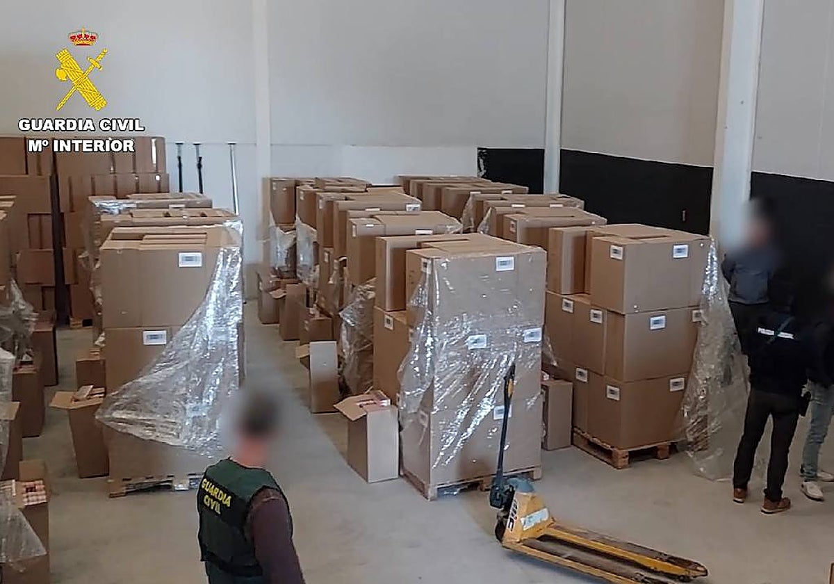 Almacén con el tabaco falsificado en Lérida