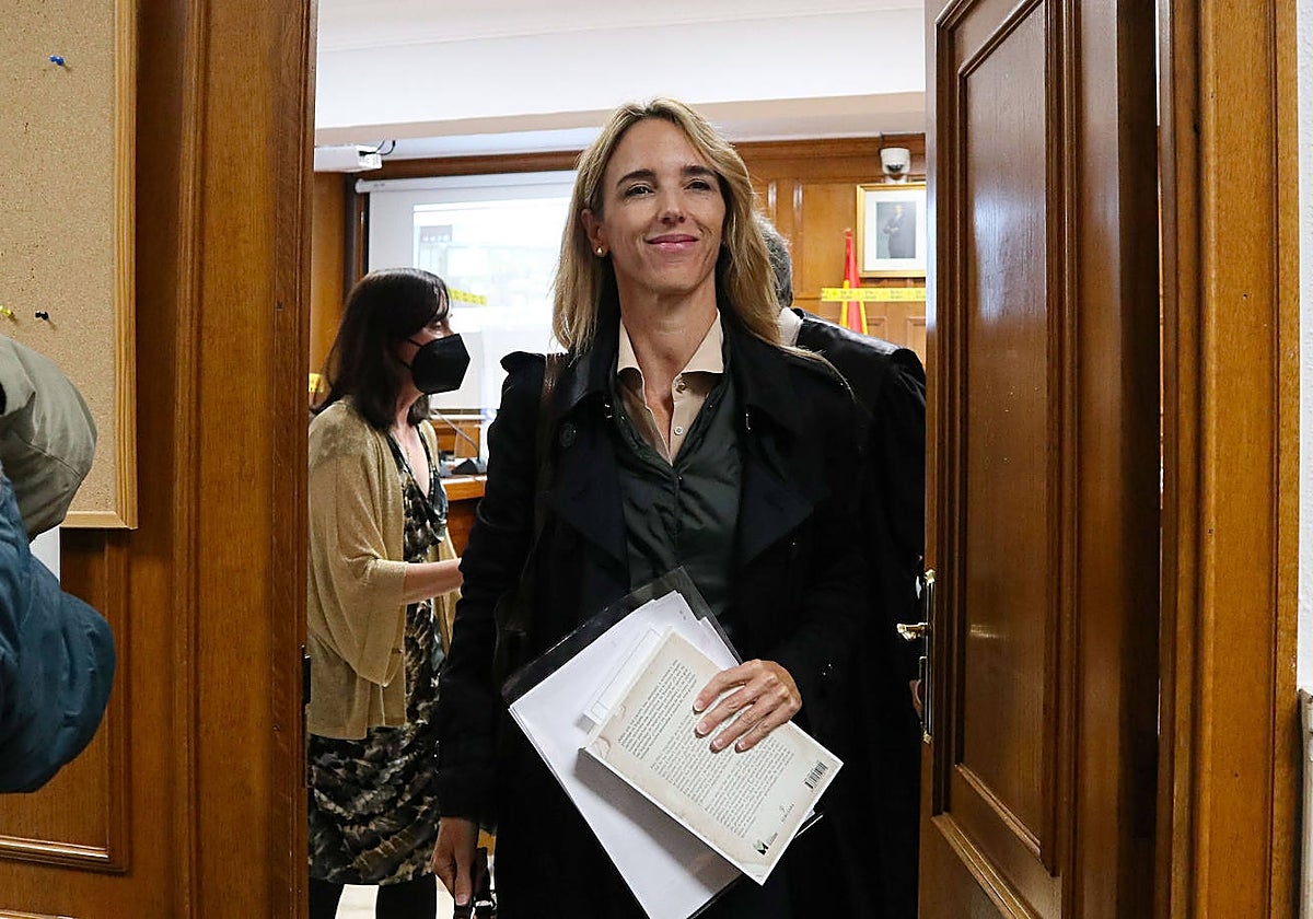 Cayetana Álvarez de Toledo, saliendo de los juzgados de Zamora el pasado mes de noviembre tras el juicio