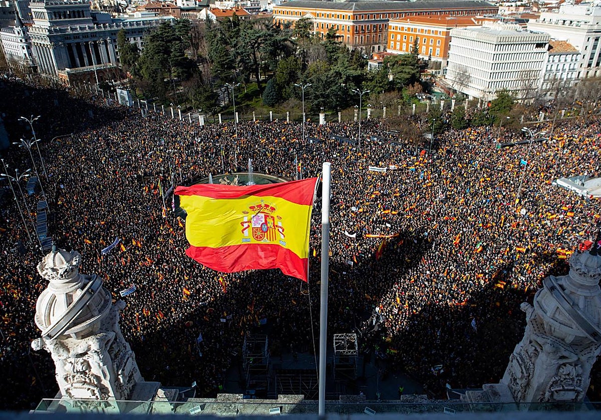 Vista de la plaza de Cibeles desde el Palacio de Correos
