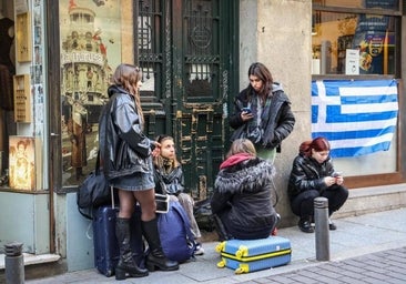 Plaga de candados 'inteligentes' en la «selva» madrileña de los pisos turísticos