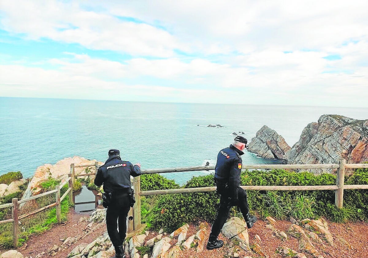 Búsqueda de Sandra Bermejo en el Cabo de Peñas (Asturias)