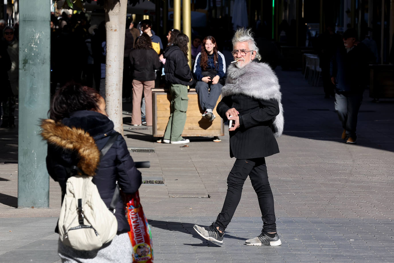 Un día de intenso frío en Córdoba, en imágenes