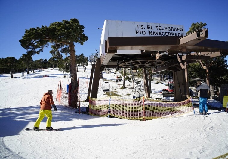 Pistoletazo de salida a la temporada de esquí con la apertura este martes de las pistas de Navacerrada
