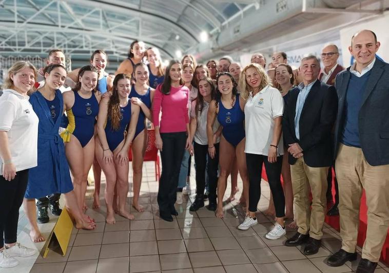 El plan privado de la Reina Letizia: un sábado de selfies y BeReal con las jugadoras de waterpolo