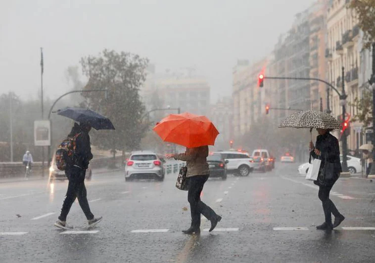 El tiempo en Valencia: llegan los días más fríos del año con lluvias, nieve, heladas y temperaturas bajo cero