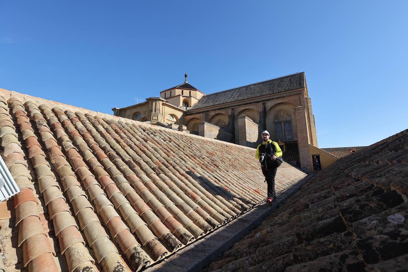 Las cubiertas de la Mezquita-Catedral de Córdoba, el otro &#039;tesoro&#039; de un bien Patrimonio de la Humanidad, en imágenes