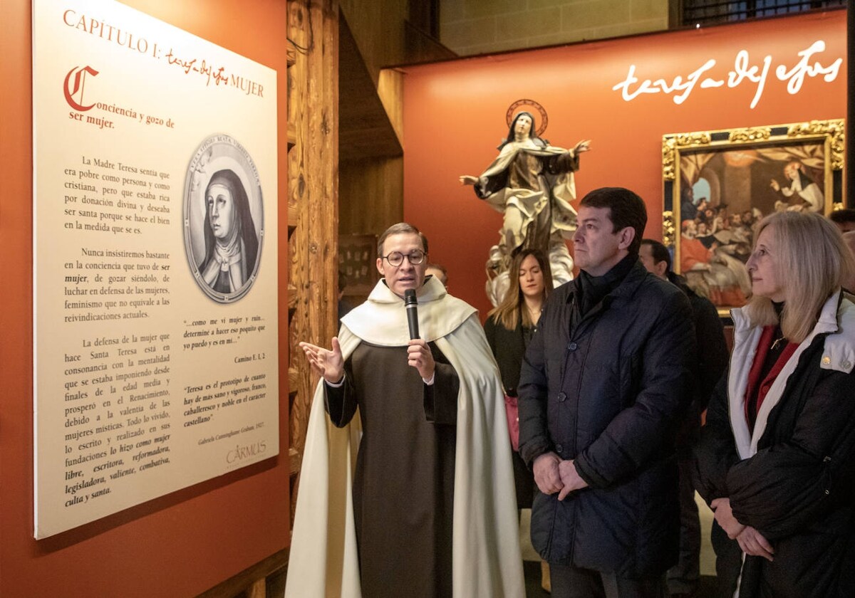 Mañueco ensalza la figura de Santa Teresa como «mujer valiente» y «fuente  de inspiración»