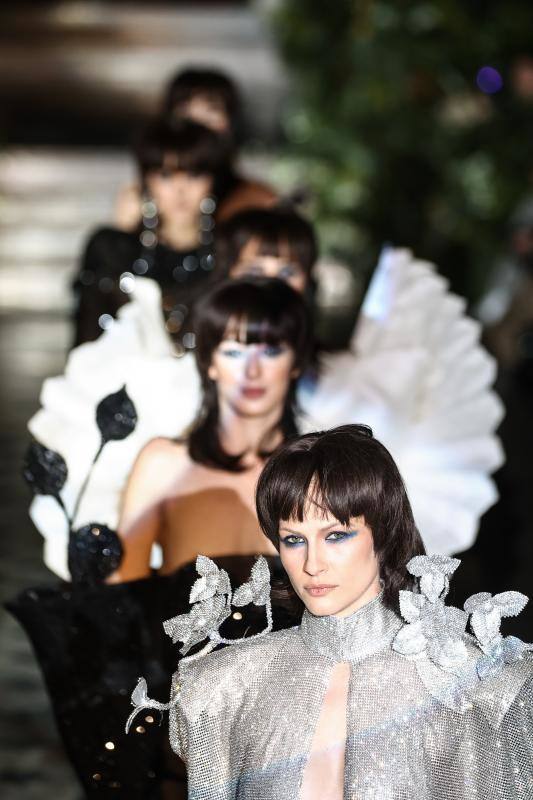 El desfile de la diseñadora de Córdoba Juana Martín en París, en imágenes