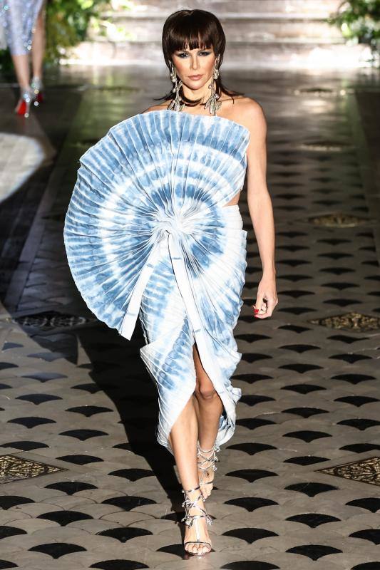 El desfile de la diseñadora de Córdoba Juana Martín en París, en imágenes