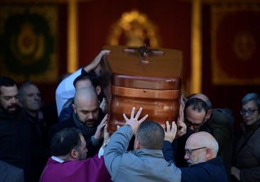 Algeciras despide al sacristán asesinado: «A los cristianos nos han enseñado a perdonar»