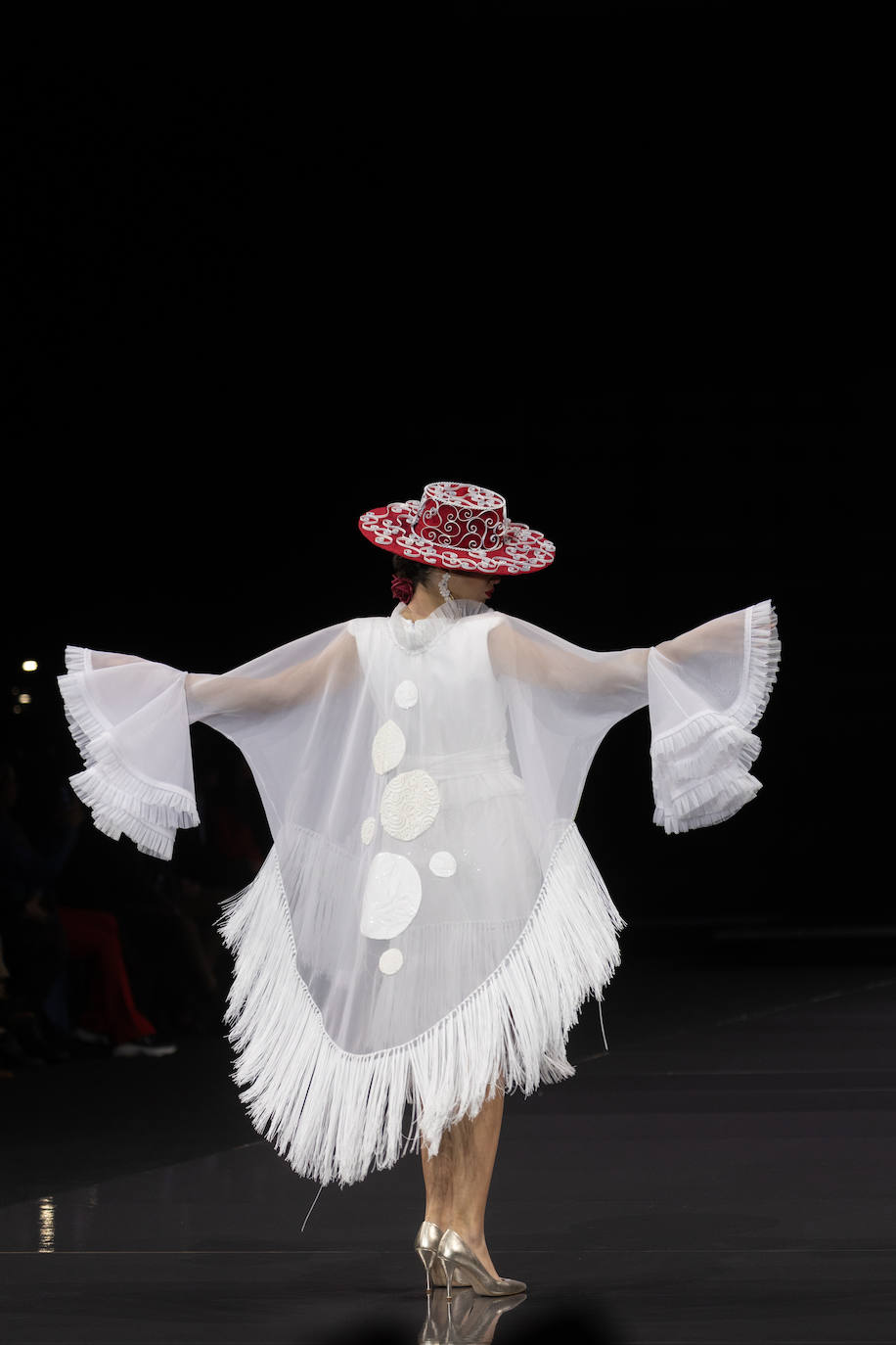 El desfile en Simof de seis diseñadores cordobeses, en imágenes