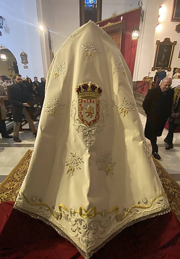 Parte trasera del nuevo manto de vistas