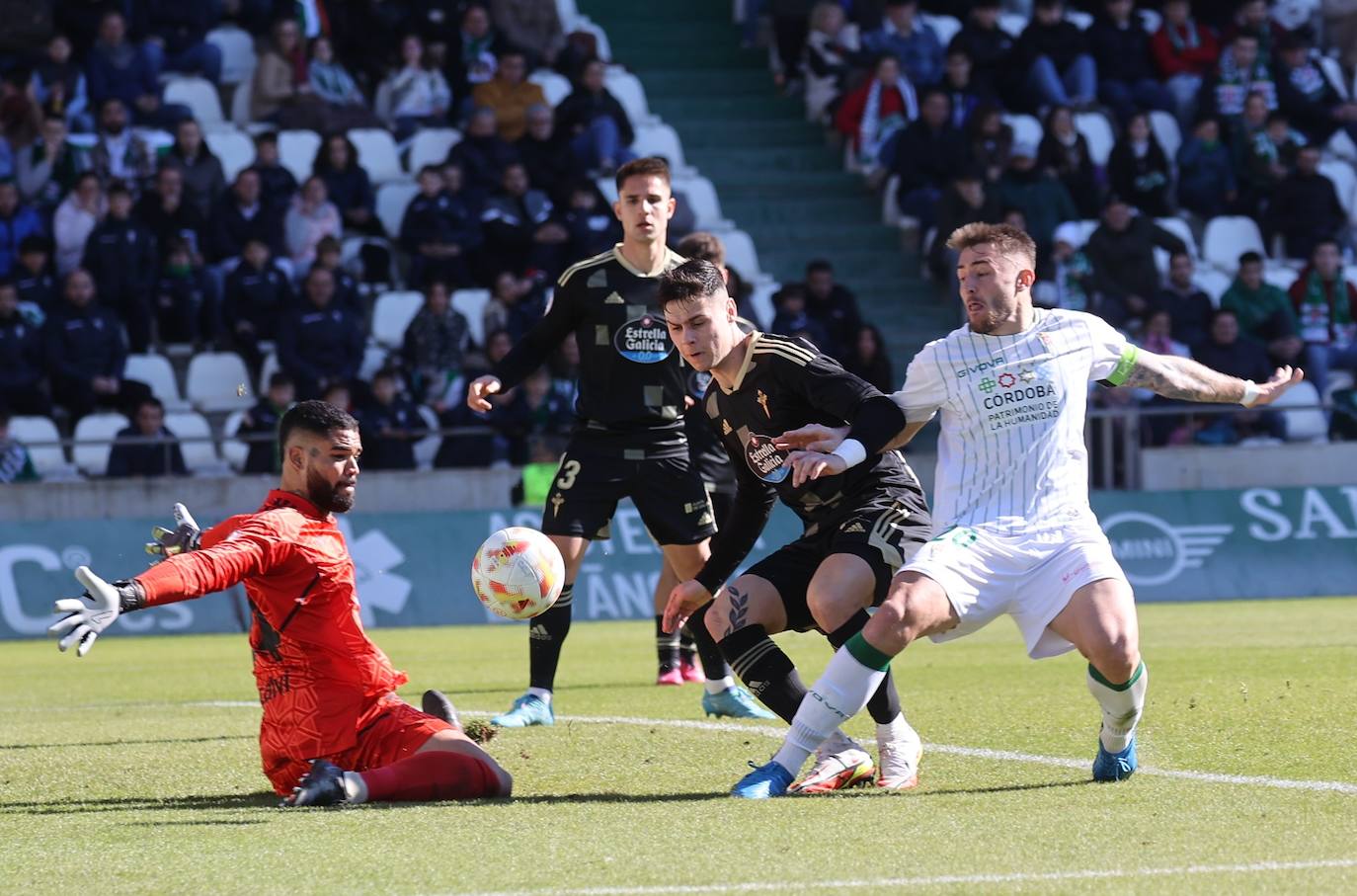 El partido del Córdoba CF-Celta B, en imágenes