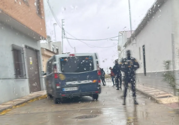 Ramo, la operación policial que se ha cerrado con 620 kilos de cocaína decomisados, 38 detenidos y un guardia civil en prisión