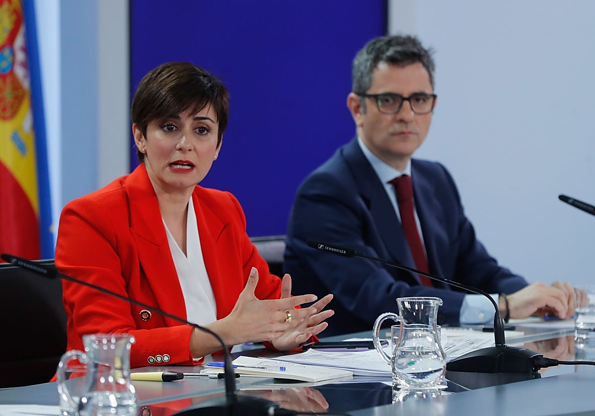 Isabel Rodríguez y Félix Bolaños