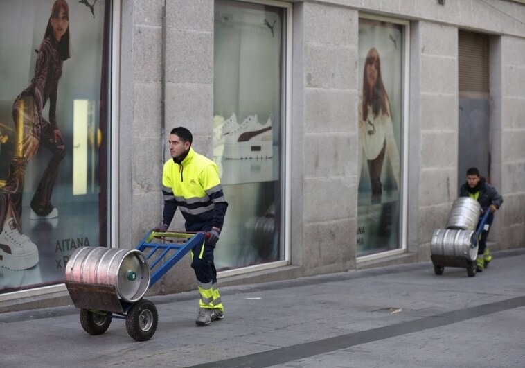 El frenazo en la economía se hace notar en el empleo y deja 2.107 parados más en el País Vasco