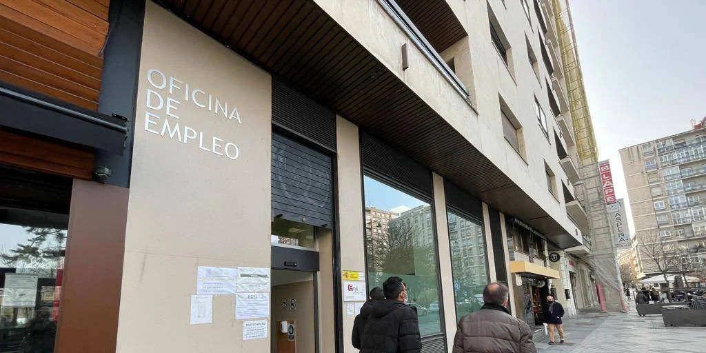 Paro Castilla y León: Enero suma 3.635 desempleados más y ya se supera la barrera de los 125.000