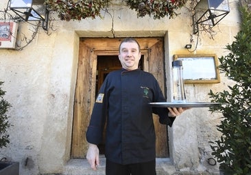 El hostelero denunciado por cobrar el servicio de agua de grifo: «En esta vida, todo tiene un precio»
