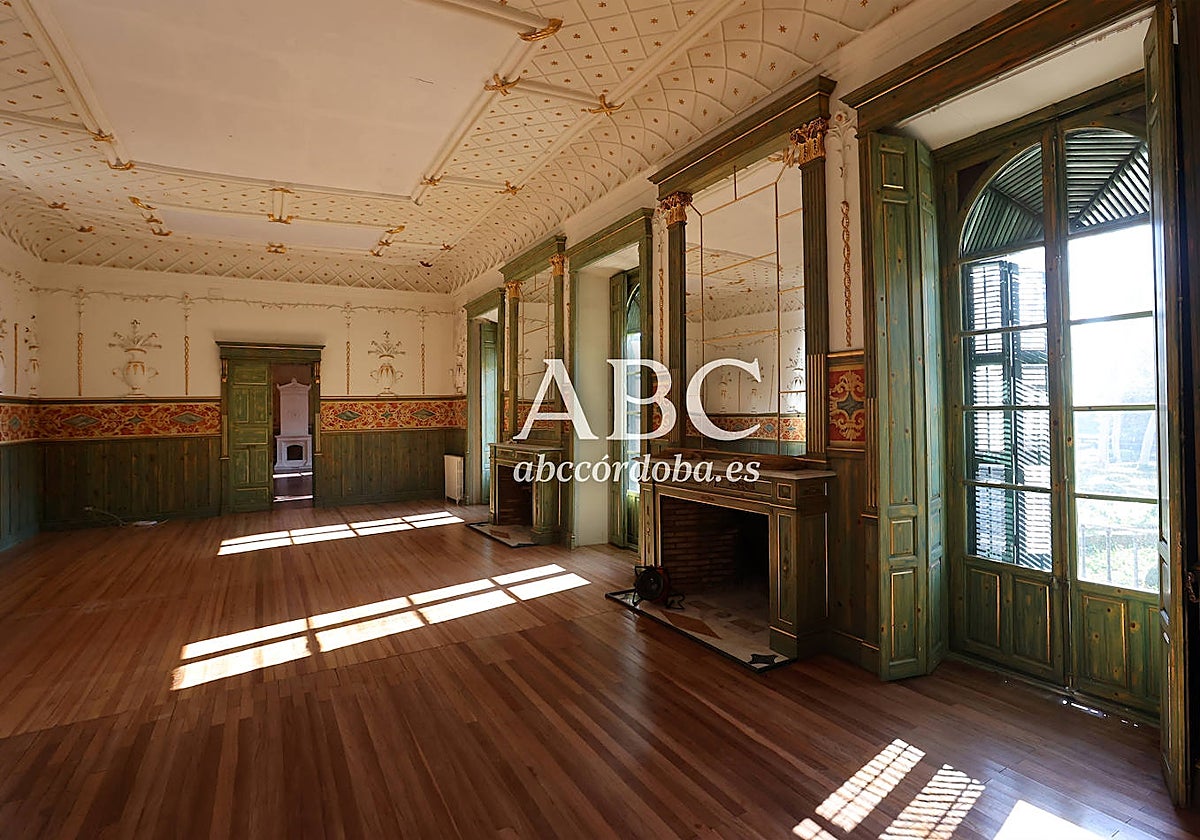 Uno de los salones del interior del Palacio de Moratalla