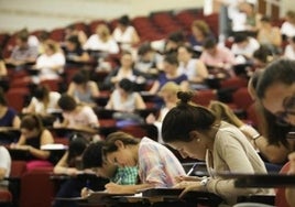 Andalucía convoca este verano casi 6.500 plazas de profesores en las oposiciones de Educación