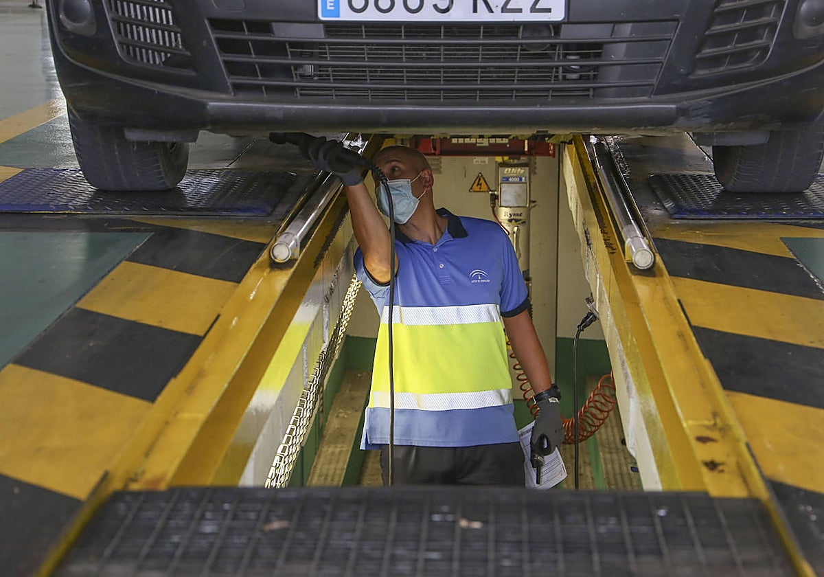 Imagen de archivo de una estación de la Inspección Técnica de Vehículos (ITV)